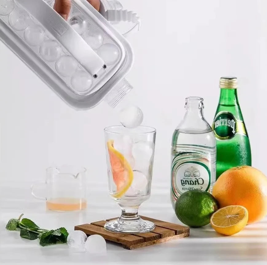 Portable Collapsible Ice Ball Maker