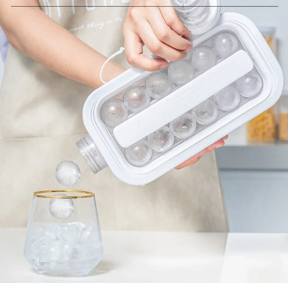Portable Collapsible Ice Ball Maker