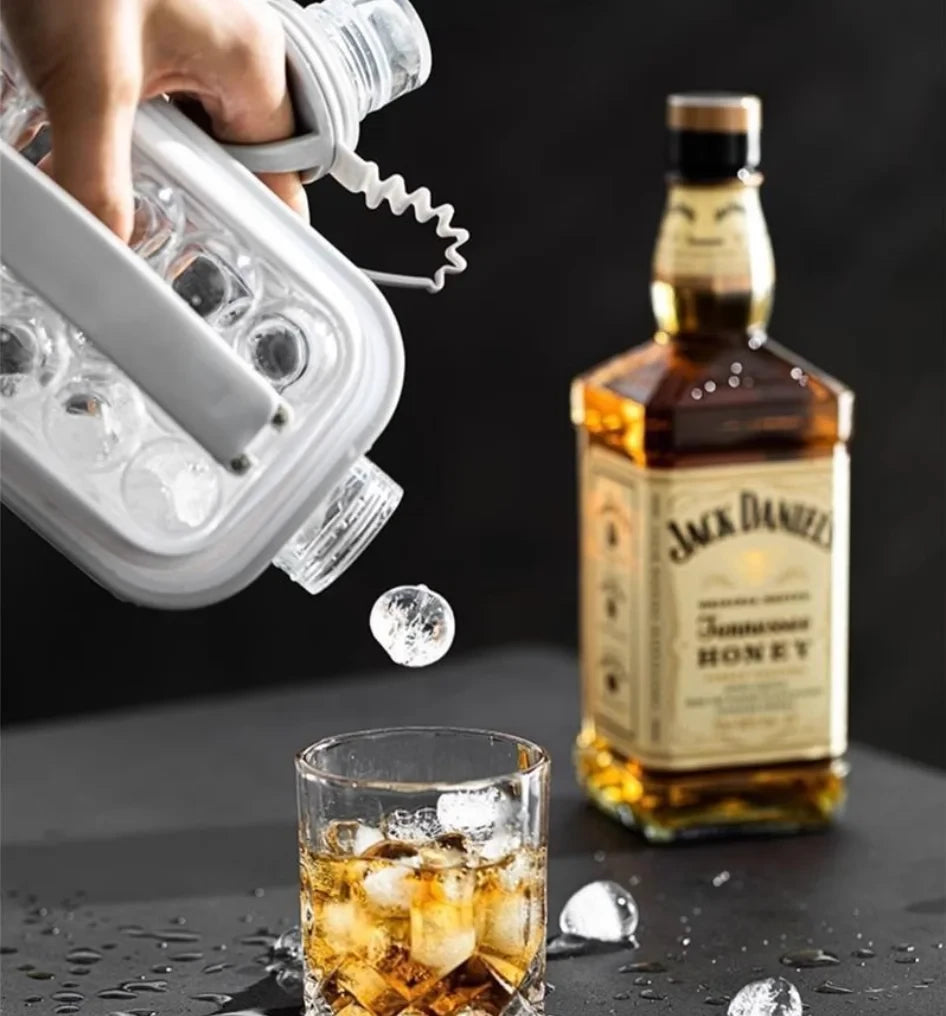 Portable Collapsible Ice Ball Maker